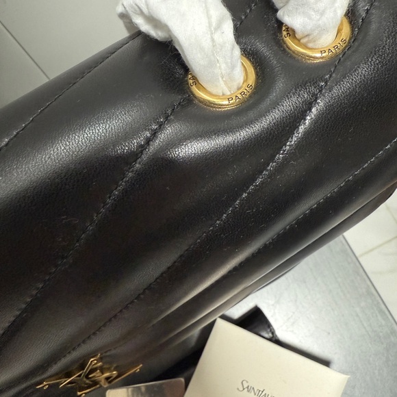 Yves Saint Laurent Black Quilted Leather Shoulder Bag - Picture 9 of 10